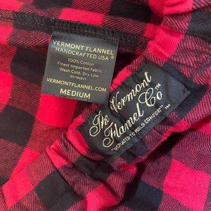 Vermont Flannel Company Red Sweatpants - Medium